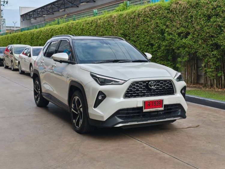 รถ Toyota Yaris Cross 1.5 HEV Premium Luxury สี ขาว