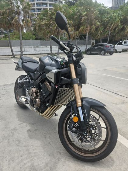 HONDA CB650R รูปที่ 4