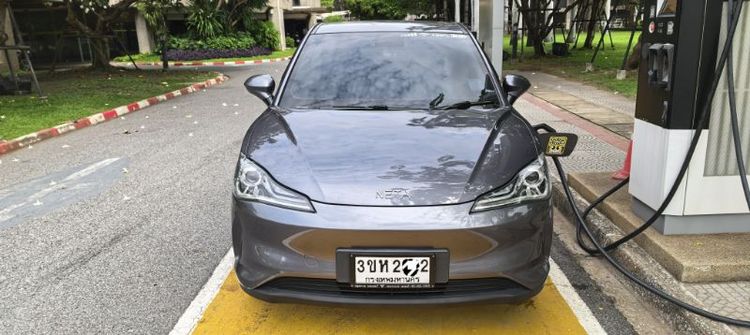 Neta V 2023 Utility-car ไฟฟ้า ไม่ติดแก๊ส เกียร์อัตโนมัติ เทา