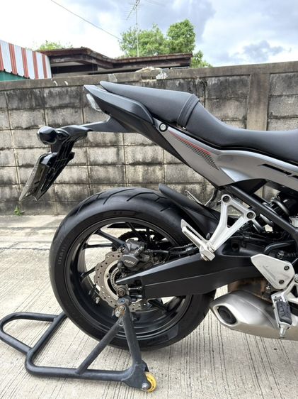 ขาย HONDA CBR 650F ปี2018 สภาพสวยมากเดิมๆ รถมือเดียว รูปที่ 8