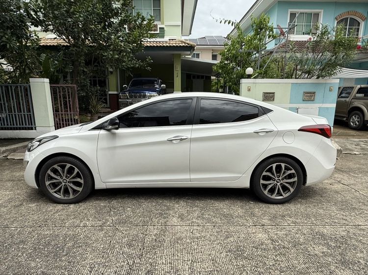 รถ Hyundai Elantra 1.8 GLS สี ขาว