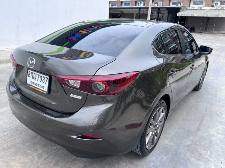 Mazda Mazda3 2019 2.0 S Sedan เบนซิน เกียร์อัตโนมัติ น้ำตาล รูปที่ 3