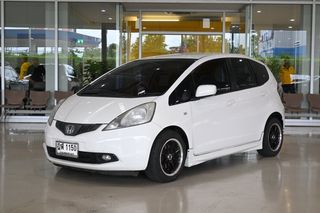 HONDA JAZZ 1.5V AT ปี2010