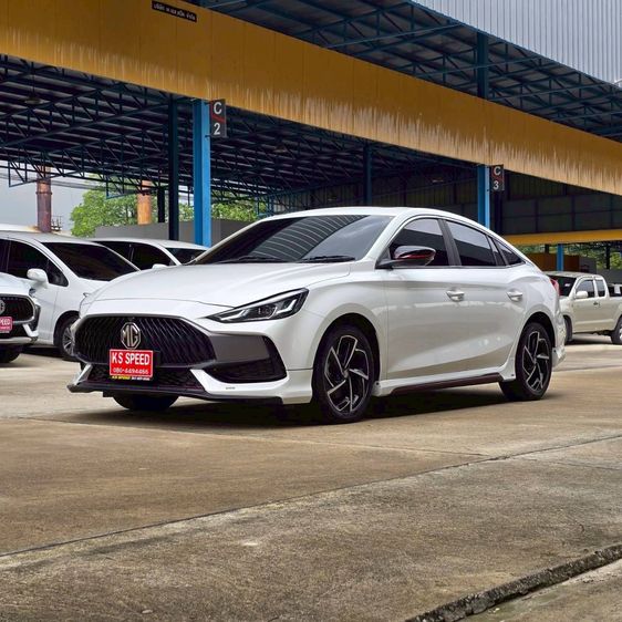รถ MG MG5 1.5 X สี ขาว