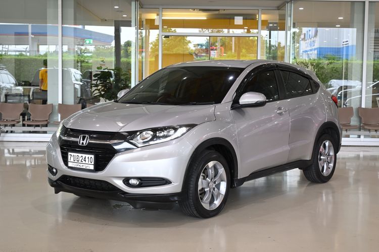 รถ Honda HR-V 1.8 E สี เทา