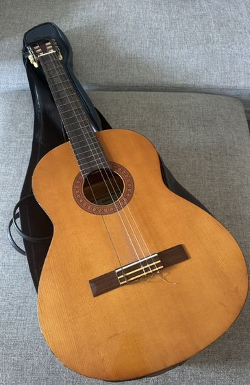 [เซ็ตหัดเล่นครบชุด] กีตาร์คลาสสิก Yamaha C-40 แท้ + กระเป๋าซอฟต์เคส + คาโป้ 🎸🎒
