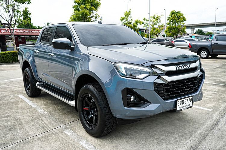 Isuzu D-MAX 2024 1.9 Hi-Lander L Pickup ดีเซล ไม่ติดแก๊ส เกียร์ธรรมดา เทา รูปที่ 3
