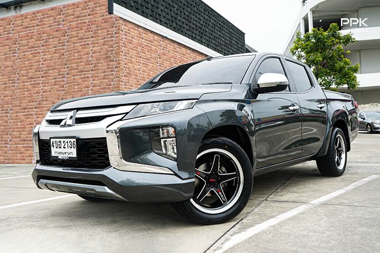 Mitsubishi Triton 2019 2.5 GLX Pickup ดีเซล ไม่ติดแก๊ส เกียร์ธรรมดา เทา