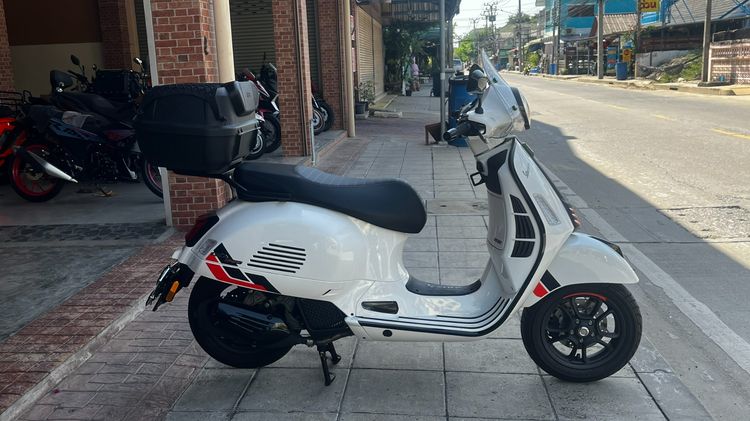 2025 Vespa GTS 150 ปี 26 ไมล์ 806 km.
