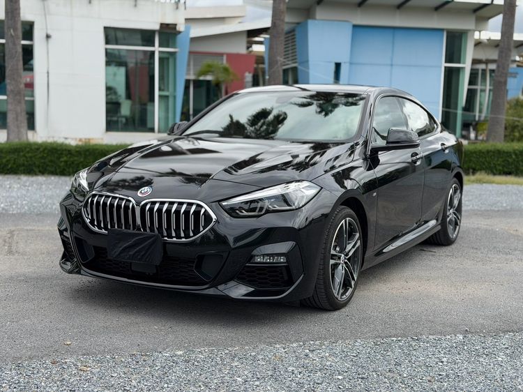 รถ BMW Series 2 220i สี ดำ