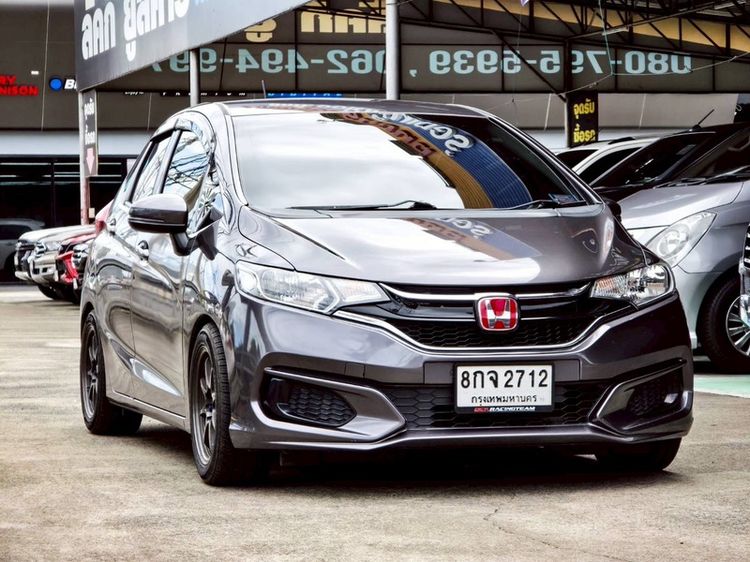 รถ Honda Jazz 1.5 S สี ดำ