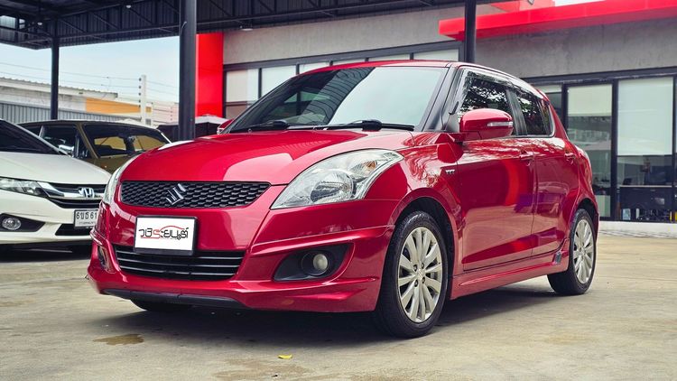 รถ Suzuki Swift 1.2 GLX สี แดง