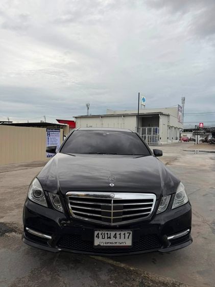 Mercedes-Benz E-Class 2010 E250 CGI AMG Sedan เบนซิน เกียร์อัตโนมัติ ดำ รูปที่ 2