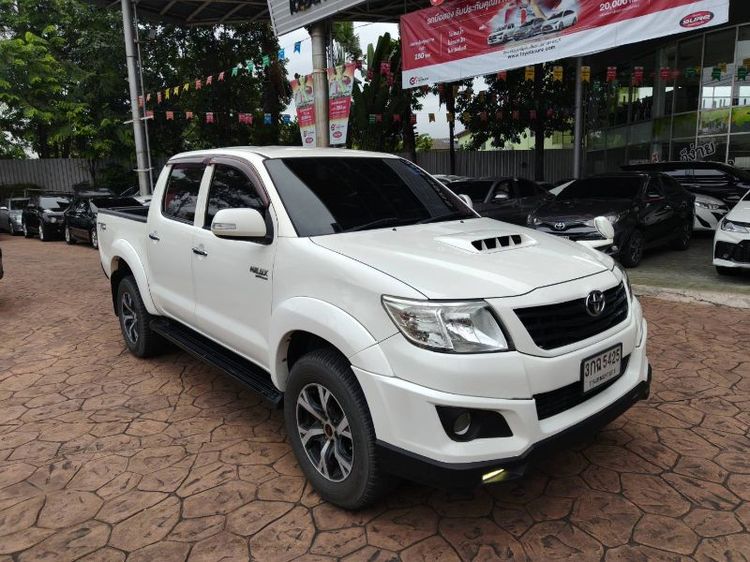 รถ Toyota Hilux Vigo Champ Double Cab 2.5 E VNT Prerunner TRD Sportivo สี ดำ