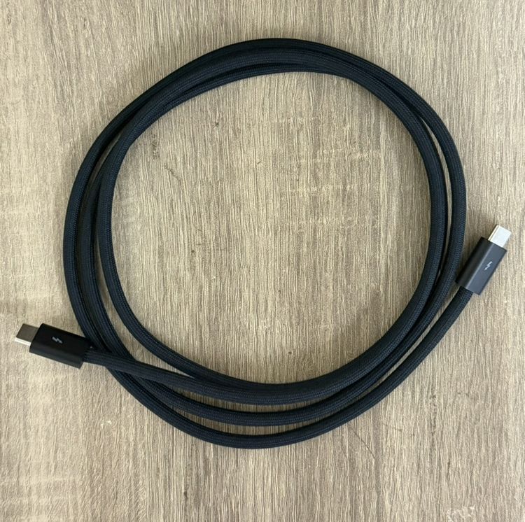 ￼สายชาร์จ TITANV USB-C to USB-C 1.5M. รูปที่ 2