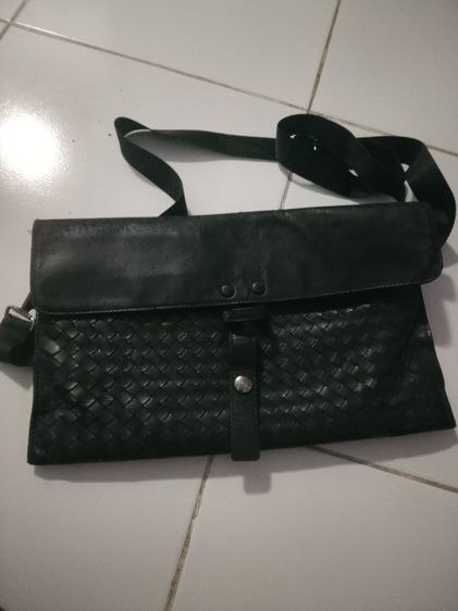 หนังแท้ ดำ กระเป๋า Bottega Veneta ของแท้ สภาพดี💯🎊