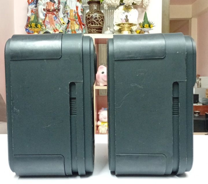 USA..PURE Acoustic Junior ตู้ลำโพง ดอก 6.5 นิ้ว 8 โอห์ม 175 วัตต์RMS สภาพสวยใช้งานได้ปกติ คู่ละ 3900 บาท ลำโพง JBL Pro 3 ดอก 5 นิ้ว คู่ละ 2900 บาท รูปที่ 11