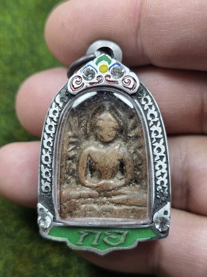 พระซุ้มกอเนื้อดินกรุกำแพงเพชร