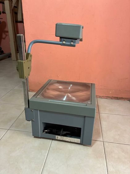 เครื่องฉายแผ่นใส (overhead projector) รูปที่ 5