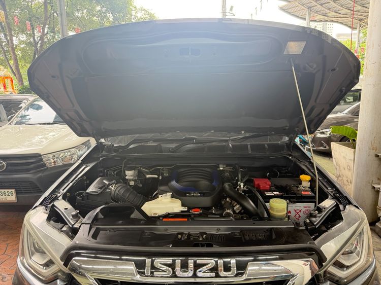 Isuzu D-MAX 2019 1.9 Hi-Lander L Pickup ดีเซล ไม่ติดแก๊ส เกียร์ธรรมดา เทา รูปที่ 2