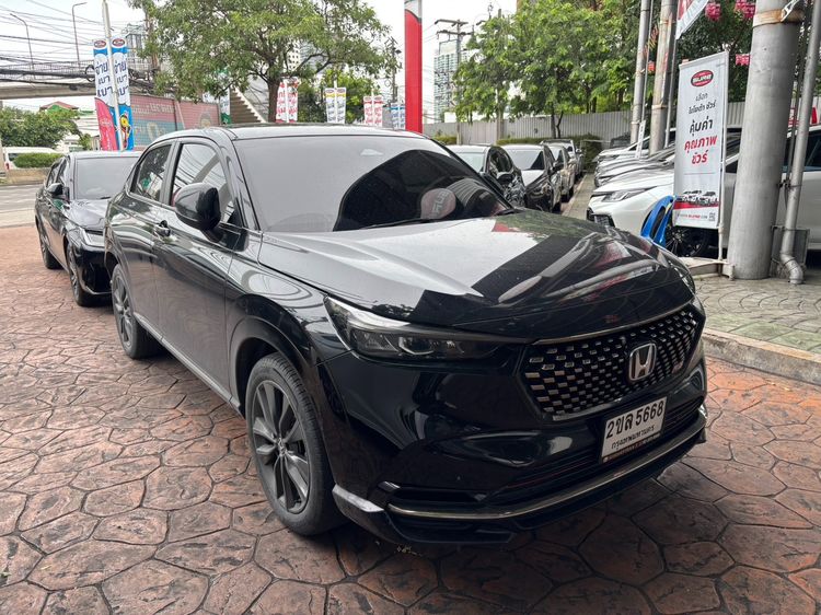 รถ Honda HR-V 1.5 e:HEV RS สี ดำ