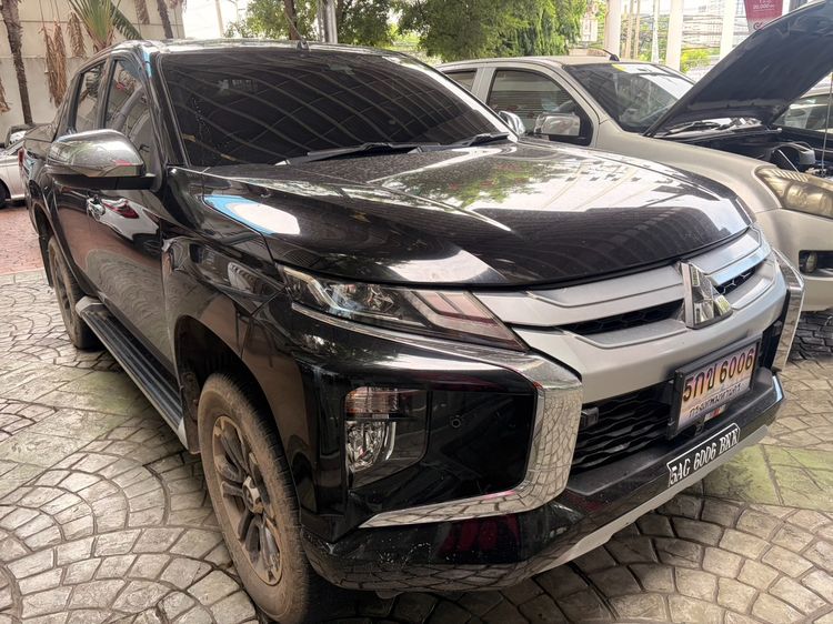 Mitsubishi Triton 2019 2.4 GT Premium 4WD Pickup ดีเซล ไม่ติดแก๊ส เกียร์อัตโนมัติ ดำ