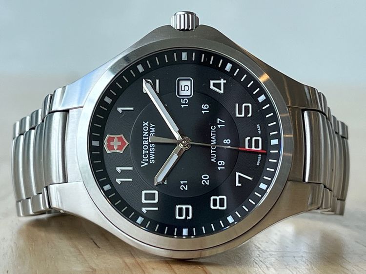 รับเทรด Victorinox Swiss Army Automatic 