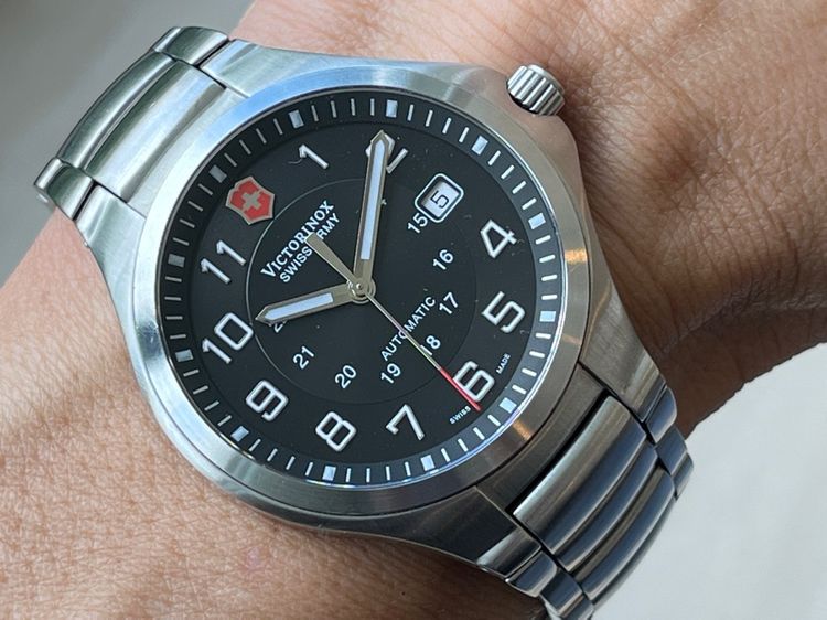 รับเทรด Victorinox Swiss Army Automatic  รูปที่ 9