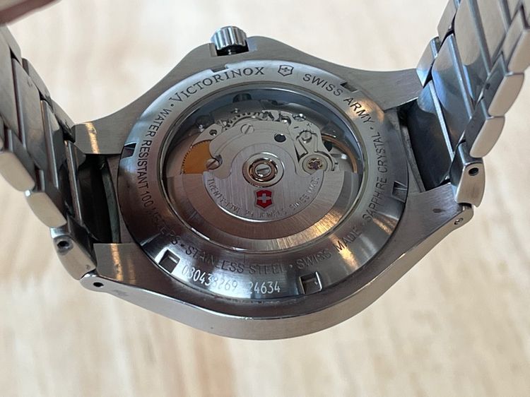 รับเทรด Victorinox Swiss Army Automatic  รูปที่ 8