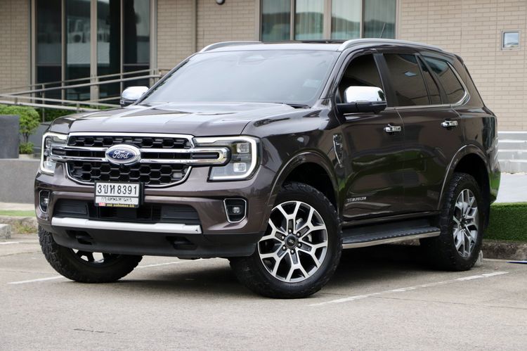 รถ Ford Everest 2.0 Titanium Plus 4WD สี น้ำตาล