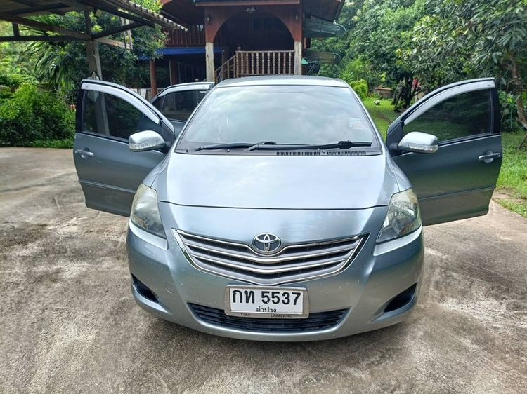 รถ Toyota Vios 1.5 E สี เทา