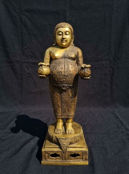 พระสังกัจจายน์ ปางถือก้อนเงิน ขนาดบูชา วัดพนัญเชิง จ.อยุธยา สูง20.5นิ้ว เนื้อทองเหลือง