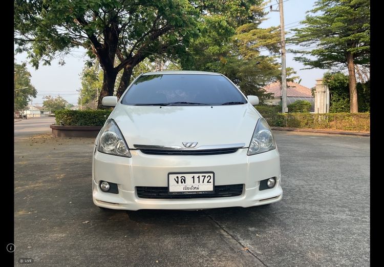 รถ Toyota Wish 2.0 Q สี ขาว