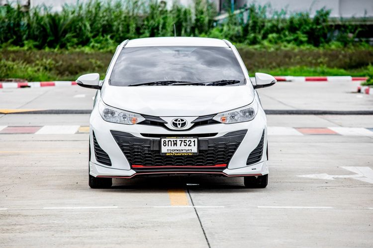 Toyota Yaris 2020 1.2 Entry Sedan เบนซิน เกียร์อัตโนมัติ ขาว รูปที่ 2