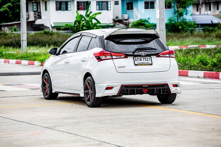 Toyota Yaris 2020 1.2 Entry Sedan เบนซิน เกียร์อัตโนมัติ ขาว รูปที่ 3