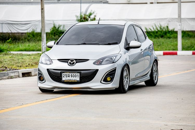 รถ Mazda Mazda 2 1.5 Spirit Sports สี เทา