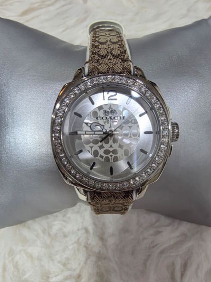 นาฬิกาสำหรับสายหวานสวยๆ Coach Boyfriend Signature Silver Tone (รุ่น 14503148) ของแท้