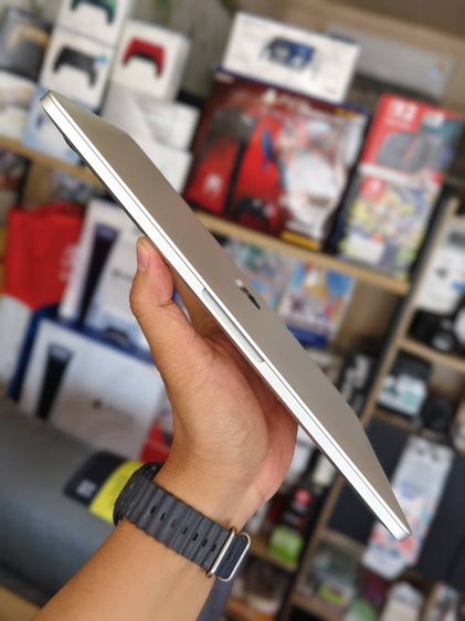 MacBook Pro (13 นิ้ว, M1, ปี 2020) รูปที่ 11