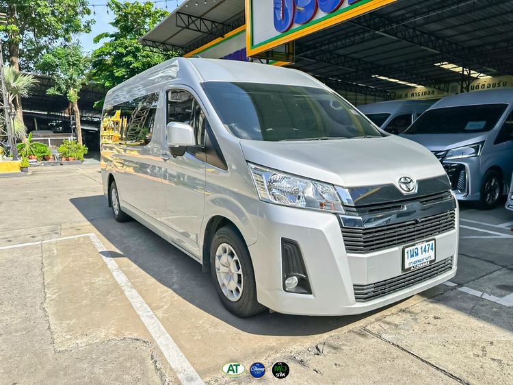 Toyota Commuter 2023 2.8 High Roof Van ดีเซล ไม่ติดแก๊ส เกียร์อัตโนมัติ เทา รูปที่ 3