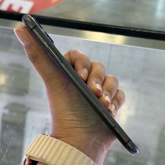 iPhone11 128GB สีดำ เครื่องศูนย์ โมเดลTH สภาพสวยมาก🥰🥰 รูปที่ 4