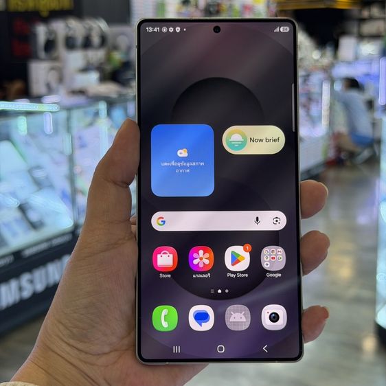 Galaxy S25 Ultra 256 GB Samsung S25 Ultra Titanium WhiteSilver เครื่องศูนย์ สภาพสวยมากๆ จอ6.9นิ้ว แรม12รอม256 Snap8 Elite กล้อง200ล้าน(4ตัว) มีประกันศูนย์เหลือ❤️❤️