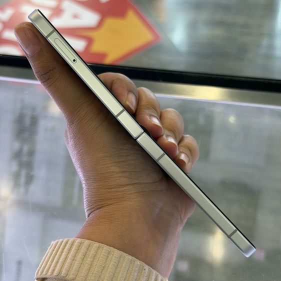 Samsung Z Flip7 512GB สีเขียว เครื่องศูนย์ สภาพสวยมากๆ จอ6.9นิ้ว แรม12รอม512 กล้อง50ล้าน(2ตัว)❤️❤️ รูปที่ 3