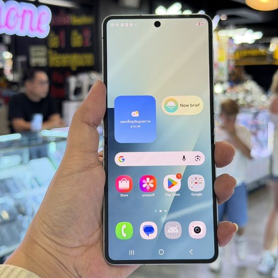 Samsung Z Flip7 512GB สีเขียว เครื่องศูนย์ สภาพสวยมากๆ จอ6.9นิ้ว แรม12รอม512 กล้อง50ล้าน(2ตัว)❤️❤️