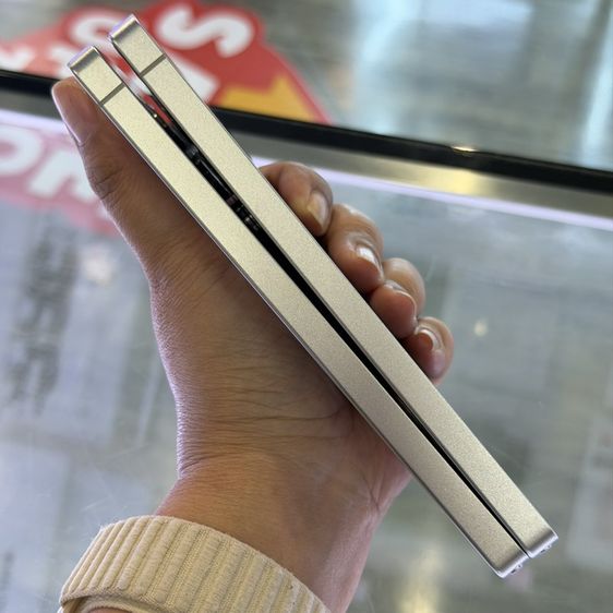 Samsung S25 Ultra Titanium Whitesilver เครื่องศูนย์ สภาพสวยมากๆ จอ6.9นิ้ว แรม12รอม256 Snap8 Elite กล้อง200ล้าน(4ตัว) ประกันศูนย์ยาวๆ🔥🔥 รูปที่ 4