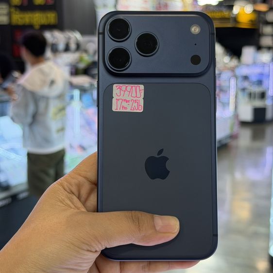 iPhone17 Pro Max 256GB สีฟ้า เครื่องศูนย์ สภาพสวยมากๆ สุขภาพแบต100% ประกันศูนย์ยาวๆถึง04/08/70 🥰🥰 รูปที่ 3
