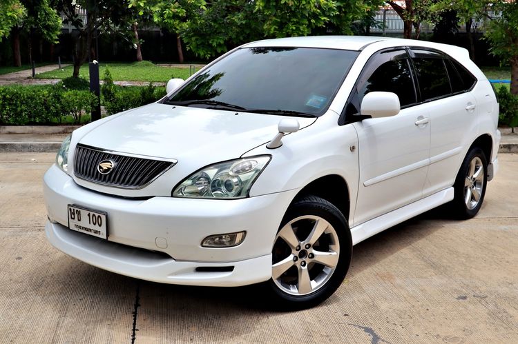 รถ Toyota Harrier 2.4 240G สี ขาว