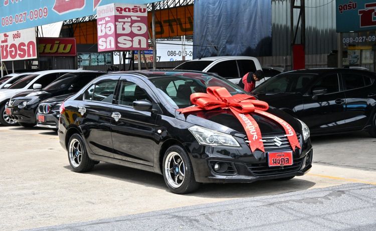 รถ Suzuki Ciaz 1.2 GL สี ดำ