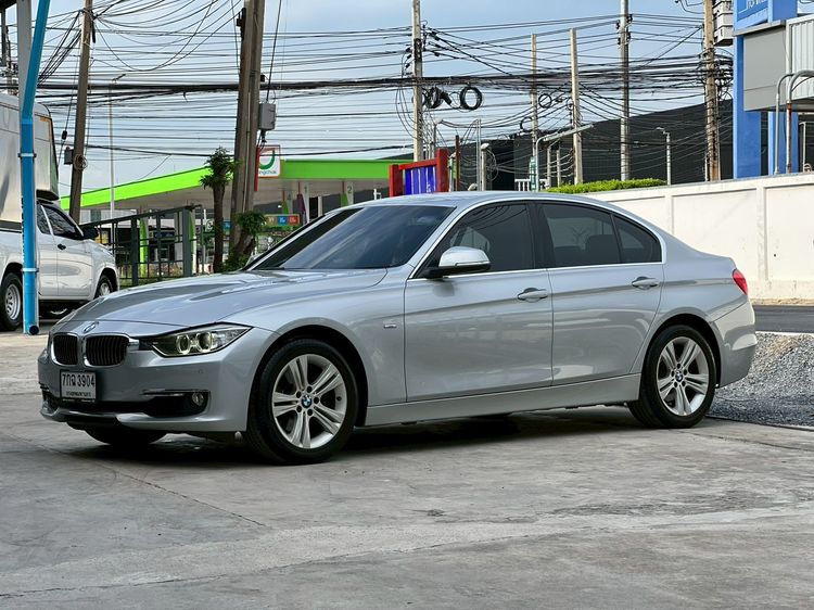 BMW Series 3 2014 320d Sedan ดีเซล ไม่ติดแก๊ส เกียร์อัตโนมัติ เทา