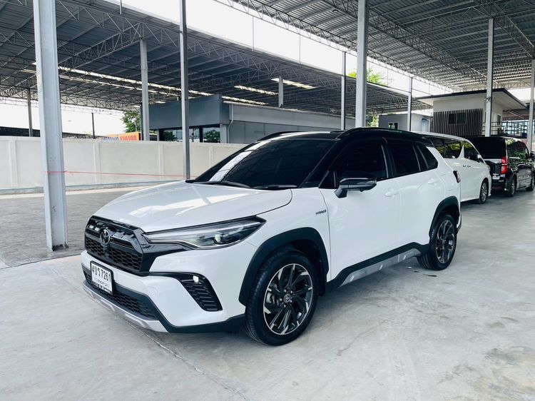 Toyota Corolla Cross 2023 1.8 Hybrid Premium Safety GR Sport Sedan ไฮบริด ไม่ติดแก๊ส เกียร์อัตโนมัติ ขาว