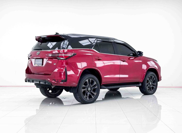 Toyota Fortuner 2023 2.8 GR Sport Black Top 4WD Utility-car ดีเซล ไม่ติดแก๊ส เกียร์อัตโนมัติ แดง รูปที่ 4